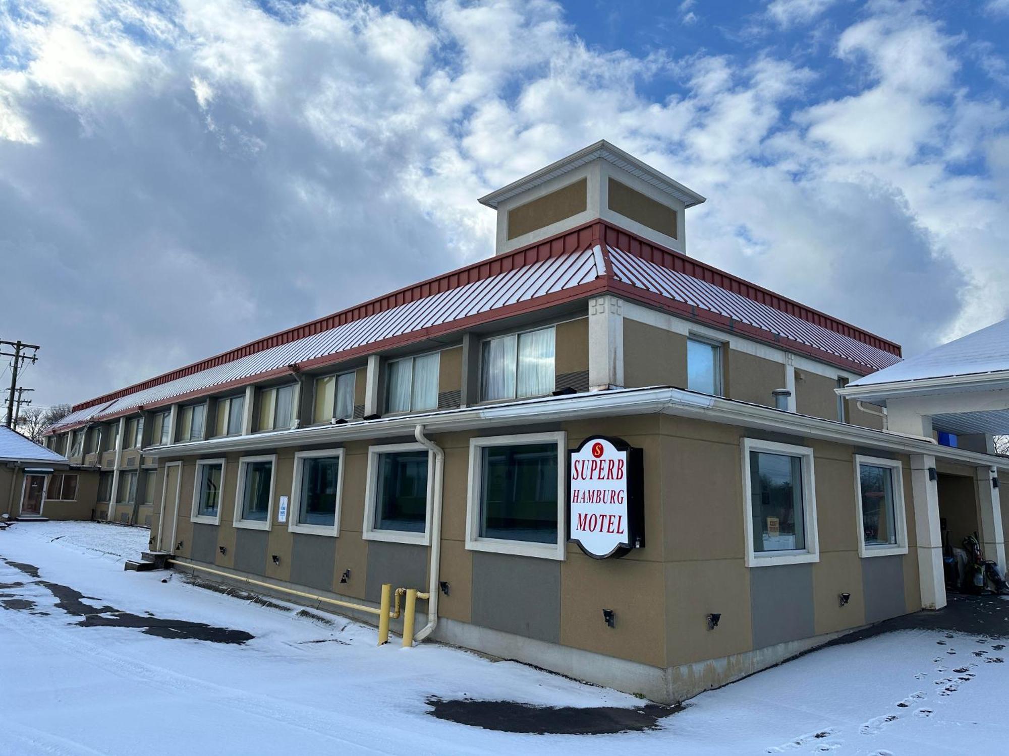 Superb Hamburg Motel Exterior photo